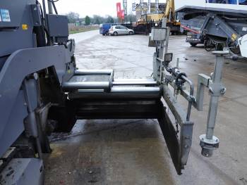 Used heavy machinery Dynapac SD2500CS Asphaltfertiger